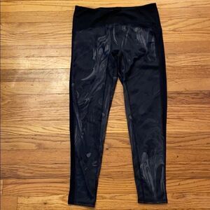 Abercrombie women’s leggings Size M‎